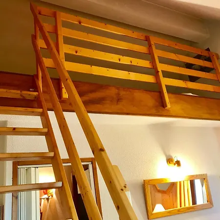 Apartment Avec Mezzanine Et Balcon A De Lans - Fr-1-515-95 Villard-de-Lans